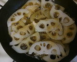 簡単＼(^-^)／海苔のっけ蓮根きんぴら作り方2写真