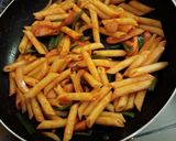 お手軽ランチ！マカロニでナポリタン♪作り方5写真