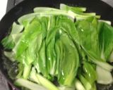 簡単副菜♪ヘルシーな青梗菜と胸肉の梅和え作り方2写真