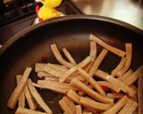 "めんつゆ"で簡単♪蒟蒻とちくわの炒め煮作り方5写真