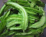 シャキシャキ♪四角豆の胡麻醤油麹和え作り方1写真