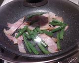 お弁当にも❤ベーコン&隠元のゴマドレ炒め作り方3写真