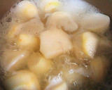 万能醤油だれで～ 里芋のそぼろ煮作り方2写真
