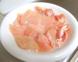 簡単！鶏モモ肉の塩麹炒め、ムネ肉でも♪作り方2写真