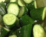 胡瓜と唐揚げのサラダ作り方1写真