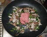 舞茸とピーマンのバター炒飯作り方2写真