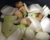 白菜と鶏団子の和風ミルクスープ作り方2写真