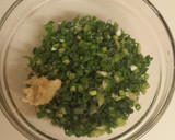 簡単中華前菜 蒸し鶏ネギソースがけ♪作り方1写真