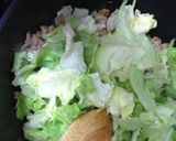レタスと豚肉の味噌チーズ炒め作り方3写真
