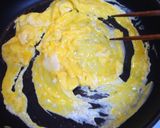 チンゲン菜とふわふわ卵のにんにく炒め作り方3写真