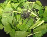 かぶの葉＊塩昆布炒め*･゜ﾟ･*作り方1写真