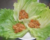 イカそぼろときのこのレタス包み作り方6写真