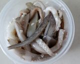 フライパンdeイカゲソと大根の煮物作り方1写真