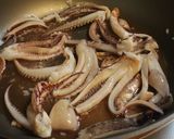フライパンdeイカゲソと大根の煮物作り方3写真