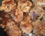 豚こま肉でコロコロステーキ風作り方2写真