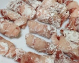 こくウマ〜簡単‼豚こま肉の甘酢炒め作り方1写真
