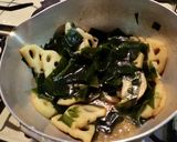 レンコンとワカメの炒め煮作り方5写真