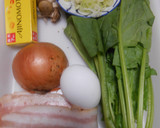 ほうれん草と玉葱とベーコンの卵とじスープ作り方1写真