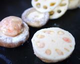 市販鶏団子で椎茸と蓮根の肉詰め餡作り方6写真