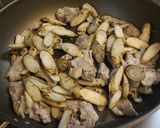 豚薄切り肉＋塩麹deこんにゃく牛蒡の煮物作り方3写真
