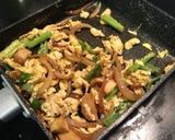 お弁当用に、残り野菜と卵炒め。作り方3写真