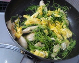 豆苗とササミのふんわり卵炒め作り方7写真