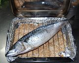 黄金に輝く鯖の燻製をキッチンで簡単に！！作り方3写真