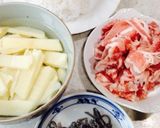 塩昆布で簡単♬しらたき＆豚肉じゃが炒め♬作り方1写真