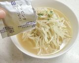 たっぷりもやし✿ラーメン風スープパスタ作り方9写真