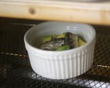 サーディンとアボカドのココットカマン作り方3写真