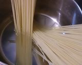 エリンギと豆苗と豚肉のフェデリーニ作り方2写真