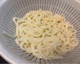 “こく旨ごまだれ豚玉うどん”っぽいうどん。作り方3写真