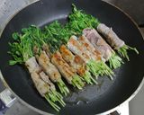 2つの味が楽しめる豆苗の豚肉巻き焼き!作り方4写真