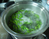 塩と出し昆布だけ！黒枝豆ご飯。作り方1写真