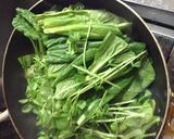 青菜炒め(小松菜と豆苗)作り方2写真