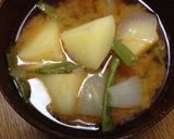 いんげん ジャガイモ 玉ねぎのみそ汁作り方4写真