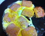 韓国の定番手抜きおかず？卵つけスパム焼き作り方3写真