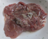 きのこと鶏肉のハニーマヨマスタード炒め作り方1写真