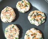 離乳食後期☆ほうれん草入りハンバーグ作り方4写真