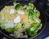 イカとアスパラ　ブロッコリー白菜パスタ作り方5写真