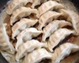 パリッと羽根つき！焼きギョウザ作り方5写真