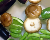茄子とししとうの味噌炒め作り方1写真