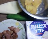 カルピスソフトで下味、焼豚入りポテサラ♫作り方1写真