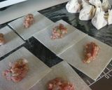 簡単＊プリプリ海老入りワンタン＊作り方4写真