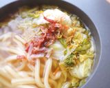 浅漬けと刻みベーコンの深夜うどん作り方6写真