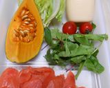 かぼちゃとスモークサーモンのサラダ作り方1写真