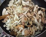 簡単！鶏肉とたっぷりきのこの生姜焼き作り方4写真