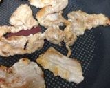 柔らかい豚コマ肉の胡麻まぶし焼き☆作り方1写真