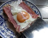 朝食に!ベーコンと目玉焼きトースト作り方5写真