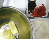 ストロベリーとレーズンのクッキー。作り方1写真